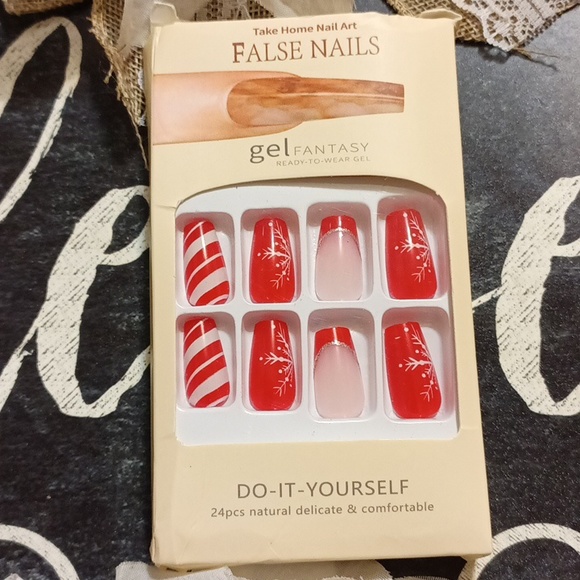 24pcs Glossy Short Ballet Fake Nails, Christmas Red Press On Nails With … - Picture 10 of 17
